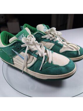 Nike Dunk Low Disrupt 2, Malachite Women’s Size 8.5 Green Shoe
